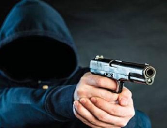 5 लाख रूपये नकद व 15 तोला सोना लेकर बदमाश फरार, तलाश में जुटी पुलिस 3 Hello Uttarakhand News »