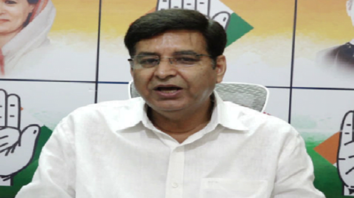 नौकरी के नाम पर ठगी मामले में कांग्रेस प्रतिनिधिमंडल ने मुख्य सचिव को सौंपा ज्ञापन 1 Hello Uttarakhand News »