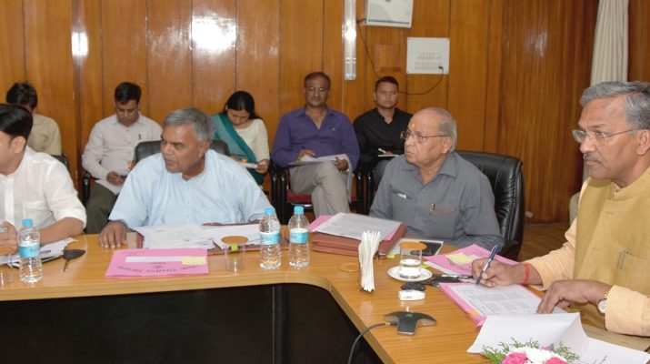 वीडियो कान्फ्रेंसिंग से सीएम ने नैनीताल जिले के सभी विधानसभा क्षेत्रों के विकास कार्यों की समीक्षा की 1 Hello Uttarakhand News »