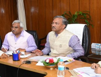 सीएम ने की मुख्यमंत्री घोषणाओं की प्रगति की समीक्षा, जारी किए कई दिशा-निर्देश... 2 Hello Uttarakhand News »