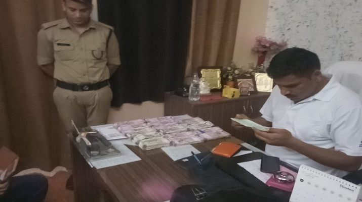 29 लाख की अवैध राशि के साथ दो युवक गिरफ्तार, मामले की जांच में जुटी पुलिस 1 Hello Uttarakhand News &raquo;
