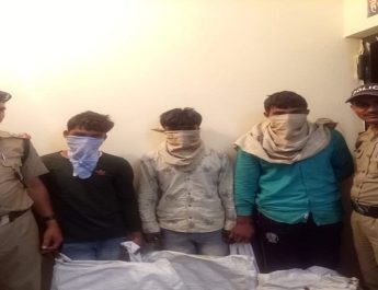 पुलिस ने तीन चोरों को दबोचा, ज्वेलरी, नकदी व दो लाख की कॉपर तार बरामद 4 Hello Uttarakhand News »