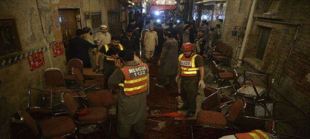 पेशावर में हुआ आत्मघाती बम हमला, एएनपी नेता समेत 20 लोगों का मौत 2 पेशावर में हुआ आत्मघाती बम हमला, एएनपी नेता समेत 20 लोगों का मौत 2 Hello Uttarakhand News »