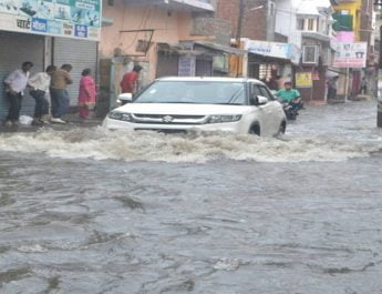 अगले 48 घण्टे में प्रदेश में भारी बारिश की आशंका, लोगों को सतर्क रहने की जरूरत 4 Hello Uttarakhand News »