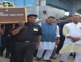 शहीद प्रदीप रावत के आश्रित को मिलेगी राजकीय सेवा में नियुक्ति: सीएम 2 Hello Uttarakhand News »