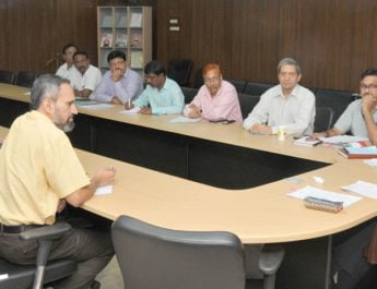 चम्पावत और पिथौरागढ़ जनपद की सभी योजनाएं तय सीमा के अंदर पूरी हो:  मुख्य सचिव 3 Hello Uttarakhand News »