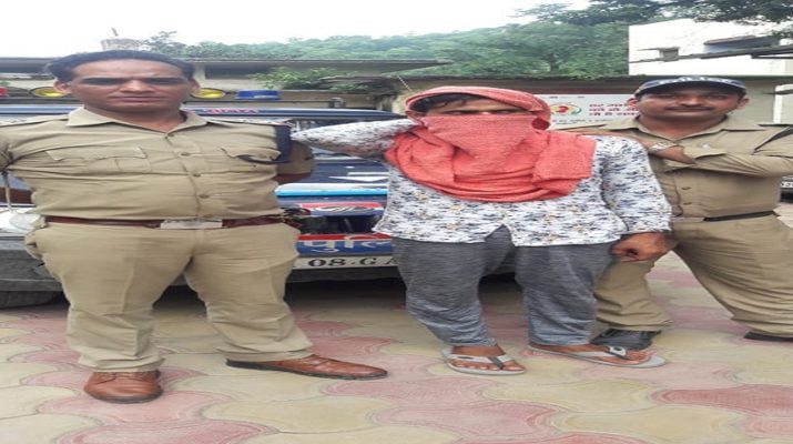 कई दिनों से गायब दलित नाबालिक को पुलिस ने किया बरामद, आरोपी गिरफ्तार 1 Hello Uttarakhand News »