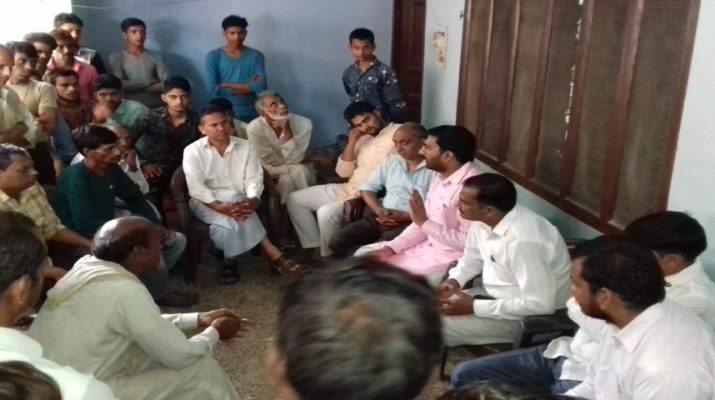 दो हिंदू परिवारों ने किया धर्म परिवर्तन, बजरंग दल ने बुलाई पंचायत 1 दो हिंदू परिवारों ने किया धर्म परिवर्तन, बजरंग दल ने बुलाई पंचायत 1 Hello Uttarakhand News »