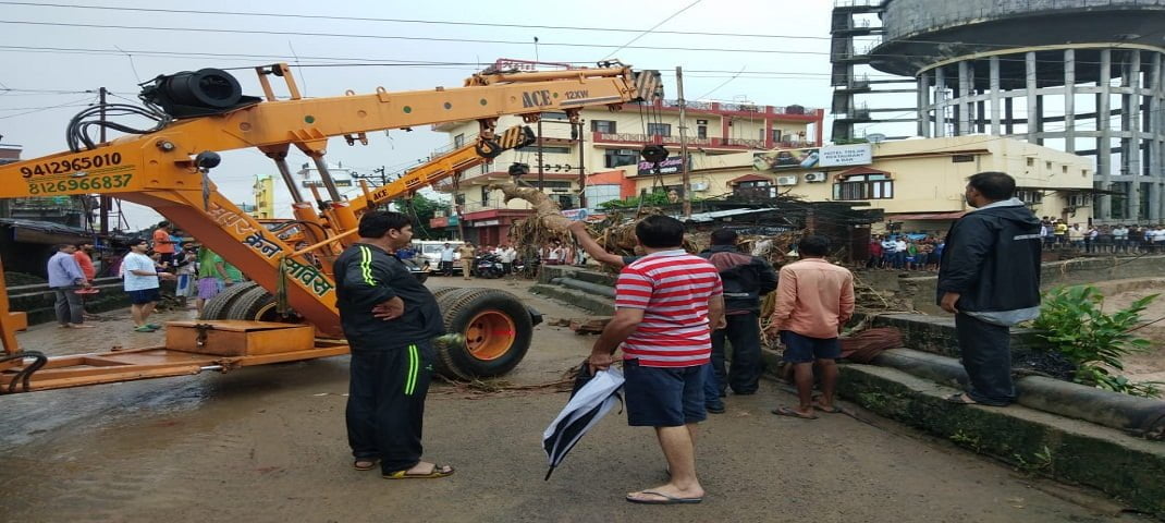 भारी बारिश ने कोटद्वार में मचाई भारी तबाही, मुश्किल में लोग 2 Hello Uttarakhand News &raquo;