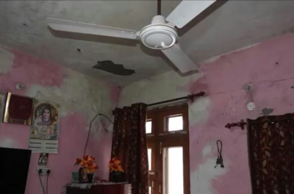 बदहाल फ्लैटों में रहने को मजबूर कश्मीरी पंडित 3 बदहाल फ्लैटों में रहने को मजबूर कश्मीरी पंडित 3 Hello Uttarakhand News »