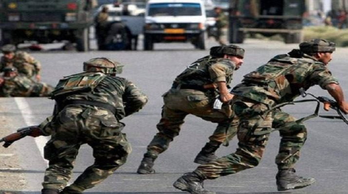 जम्मू-कश्मीर: कुलगाम में छिपे 4 आतंकियों में से 2 ढेर, मुठभेड़ जारी 1 Hello Uttarakhand News »