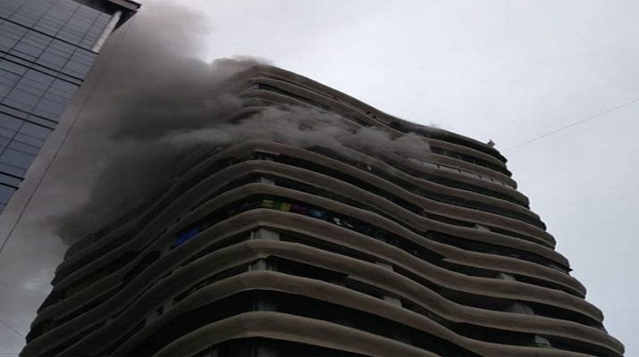 मुंबई के क्रिस्टल टावर की 13वीं मंजिल पर भीषण आग, 2 लोगों की मौत, 16 लोग घायल 1 Hello Uttarakhand News »