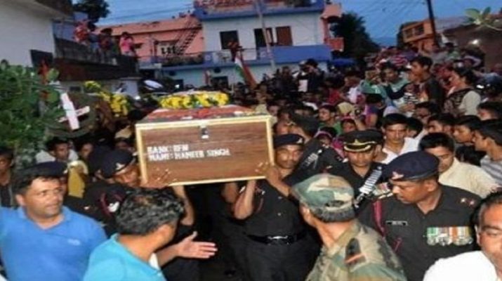 शहीद हमीर पोखरियाल को नम आंखों से दी गई अंतिम विदाई, उमड़ा जनसैलाब 1 Hello Uttarakhand News »