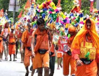 गुस्साएं कांवड़ियों ने की बस चालक की पिटाई, पुलिस के साथ भी हुई हाथापाई 3 Hello Uttarakhand News »