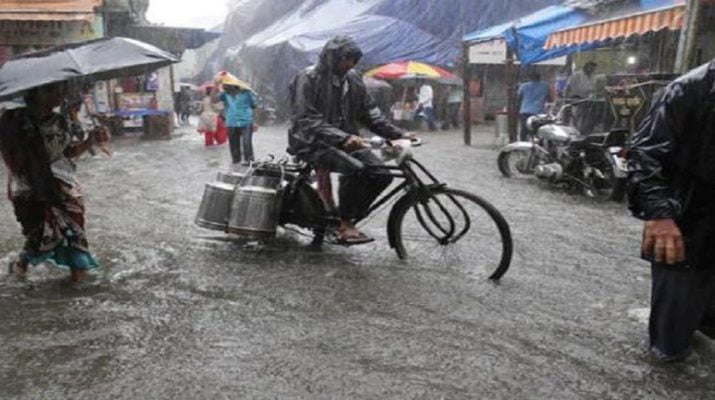 उत्तराखण्ड में अगले तीन दिनों तक भारी बारिश की आशंका, मौसम विभाग ने जारी किया अलर्ट 1 Hello Uttarakhand News »
