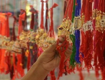 रक्षाबंधन पर मोदी सरकार ने बहनों को दिया बड़ा तोहफा, इन दो चीजों को किया जीएसटी से बाहर 4 Hello Uttarakhand News »