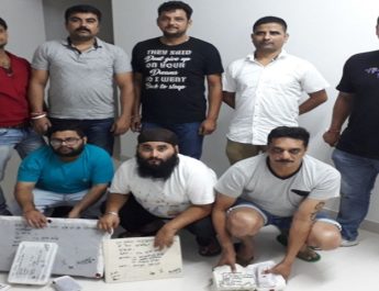 दून में करोड़ों रुपयों का क्रिकेट मैच पर ऑनलाईन सट्टा लगाने वाले गिरोह का भंडाफोड़ 4 Hello Uttarakhand News »