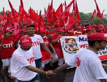 दिल्ली में मोदी सरकार के खिलाफ किसानों की महारैली 4 Hello Uttarakhand News »