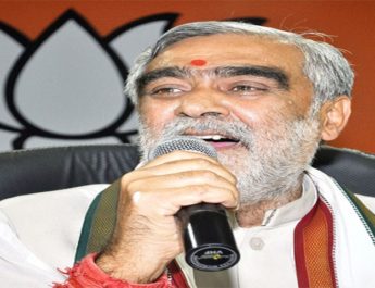 केंद्रीय मंत्री अश्वनी चौबे ने राहुल गांधी को नाली का कीड़ा जैसा बताया 2 Hello Uttarakhand News »