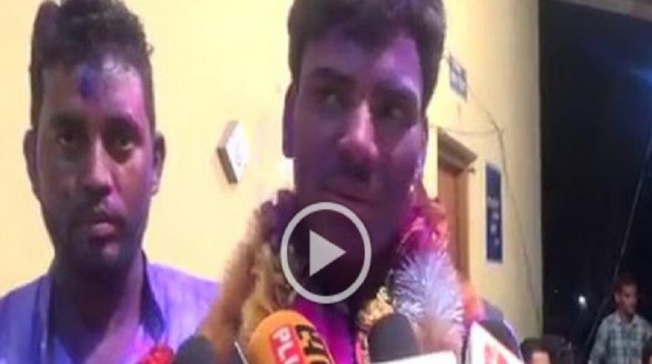 बागेश्वर में छात्र-छात्राओं ने एबीवीपी और एनयूआई को नकारा 1 बागेश्वर में छात्र-छात्राओं ने एबीवीपी और एनयूआई को नकारा 1 Hello Uttarakhand News »