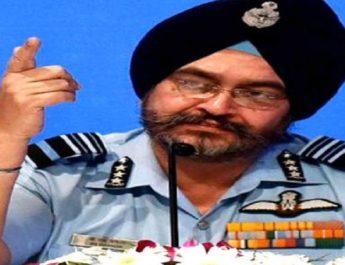 एयरफोर्स के चीफ मार्शल ने कहा सोशल मीडिया के कारण कम सोते हैं पायलट 3 Hello Uttarakhand News »