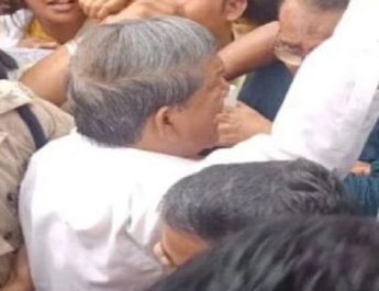 भारत बंद के दौरान पूर्व सीएम हरीश रावत गिरफ्तार 2 Hello Uttarakhand News »