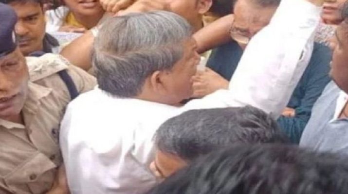 भारत बंद के दौरान पूर्व सीएम हरीश रावत गिरफ्तार 1 Hello Uttarakhand News »