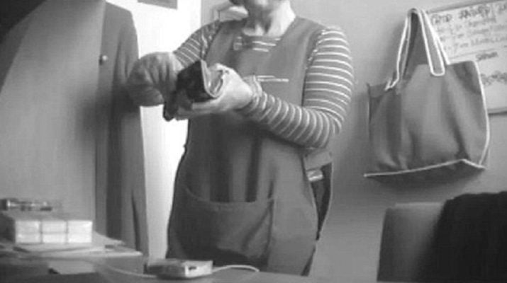 घर की सफाई करने वाली महिला ने उडाये ज्वेलरी और नगदी 1 Hello Uttarakhand News »