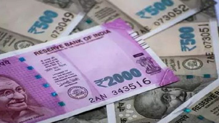 रूपये की कीमत में गिरावट दर्ज, 72.18 का हुआ एक डॉलर 1 Hello Uttarakhand News »