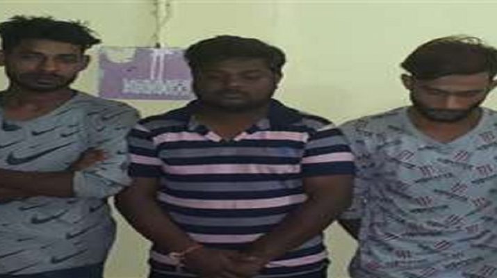 देहरादून में सेक्स रैकेट में पकड़ी गई दिल्ली की लडकियां, तीन लोग गिरफ्तार 1 Hello Uttarakhand News »