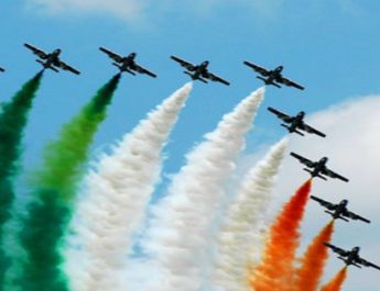 वायु सेना दिवस पर फाइटर जेटों ने दिखाए करतब 4 Hello Uttarakhand News »