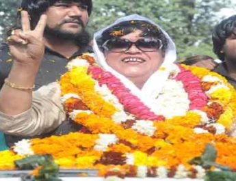 रजनी रावत ने थामा आप का हाथ, मेयर पद के लिए लड़ सकती हैं चुनाव 6 Hello Uttarakhand News »