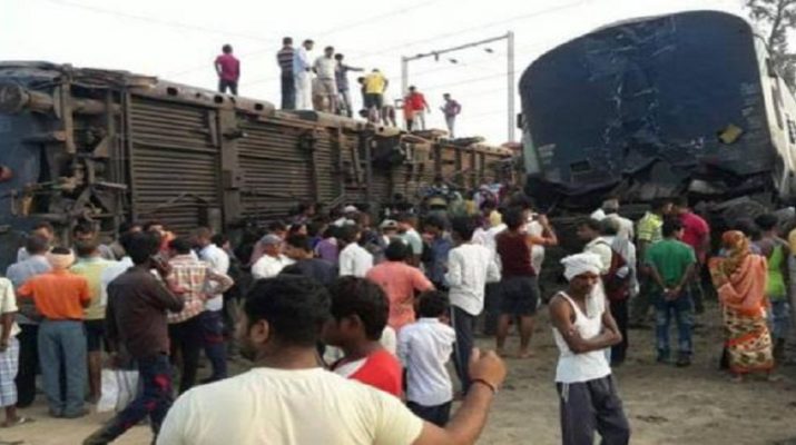 रायबरेली रेल हादसा: दो अधिकारियों को किया गया सस्पेंड 1 Hello Uttarakhand News »