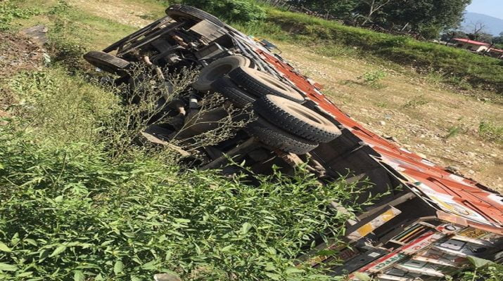 रायवाला में ट्रक के नीचे दबने से व्यक्ति की मौत 1 Hello Uttarakhand News »