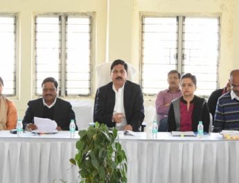 निकाय चुनाव में नियुक्त प्रेक्षकों को राज्य निर्वाचन आयुक्त ने जारी किये दिशा-निर्देश 2 Hello Uttarakhand News »