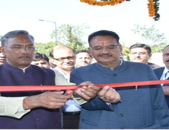 मुख्यमंत्री त्रिवेन्द्र सिंह रावत ने देहरादून में देश के पहले एचसीआई टेक्नोलाॅजी स्टेट डाटा सेन्टर का किया उद्घाटन 4 Hello Uttarakhand News »