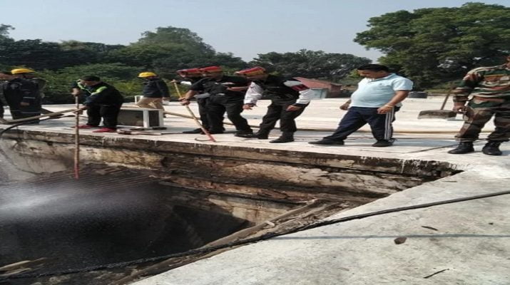 रुड़की कैंट के लालकुर्ती सैपर्स बाजार में लगी भयानक आग, सेना के जवानों ने किया आग को काबू 1 Hello Uttarakhand News »