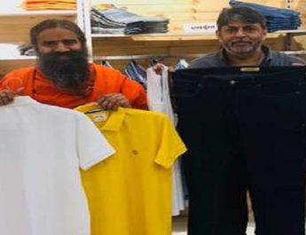 कपड़ों के बाजार में उतरे बाबा रामदेव, दिल्ली में खोला पहला स्टोर 3 Hello Uttarakhand News »
