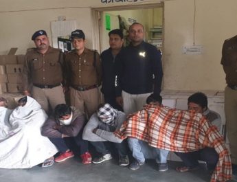 देहरादून: शराब तस्कर गिरोह के 8 सदस्य गिरफ्तार, तीन गाड़ियों में 200 पेटी शराब बरामद 4 Hello Uttarakhand News »