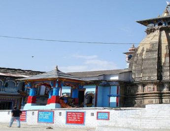 केदारनाथ की पंचमुखी चल विग्रह उत्सव डोली पहुंची उखीमठ, अगले 6 महीने तक यहीं होंगे दर्शन 4 Hello Uttarakhand News &raquo;