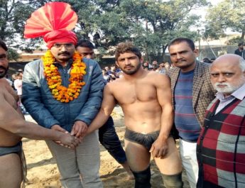 राष्ट्रीय एकता दंगल में संजय पहलवान ने जीता पहला पुरूस्कार 2 Hello Uttarakhand News »