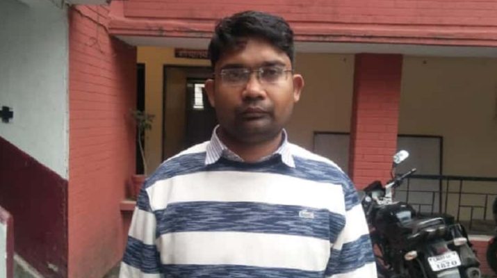 देहरादून: पुलिस के हत्थे चढ़ा फर्जी पीसीएस अधिकारी 1 Hello Uttarakhand News »