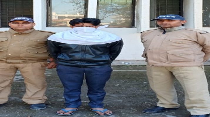 अमेजन का माल ले उड़े सप्लाई चैन के कर्मचारी, दो गिरफ्तार 1 Hello Uttarakhand News »