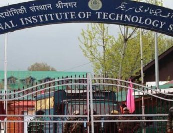 यूकेडी व अन्य संगठनों ने NIT विद्यार्थियों को जयपुर शिफ्ट करने का किया विरोध 4 Hello Uttarakhand News »