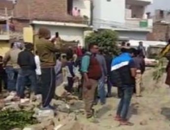 स्कूल की छत और दीवार ढहने से 2 बच्चों की मौत, 3 घायल 3 Hello Uttarakhand News »