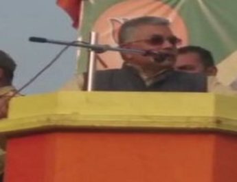 बीजेपी नेता ने पुलिस पर दिया विवादित बयान, कहा: तुम वर्दी पहनने लायक नहीं हो 5 Hello Uttarakhand News »