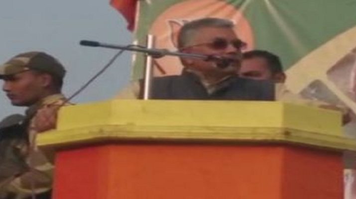 बीजेपी नेता ने पुलिस पर दिया विवादित बयान, कहा: तुम वर्दी पहनने लायक नहीं हो 1 Hello Uttarakhand News »