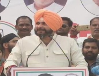 कांग्रेस ने देश को दिए 4 गांधी और बीजेपी ने दिए 3 मोदी: नवजोत सिंह सिद्धू 4 Hello Uttarakhand News »