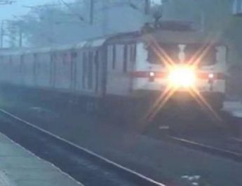 कोहरे ने थामे 100 से ज्यादा ट्रेनों के पहिए, 15 फरवरी तक रद्द 3 Hello Uttarakhand News »