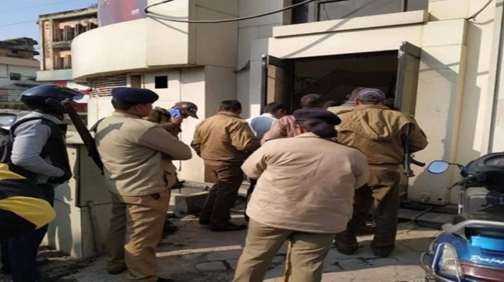 देहरादून: भाजपा नेता के ठिकानों पर इनकम टैक्स का छापा 1 Hello Uttarakhand News »